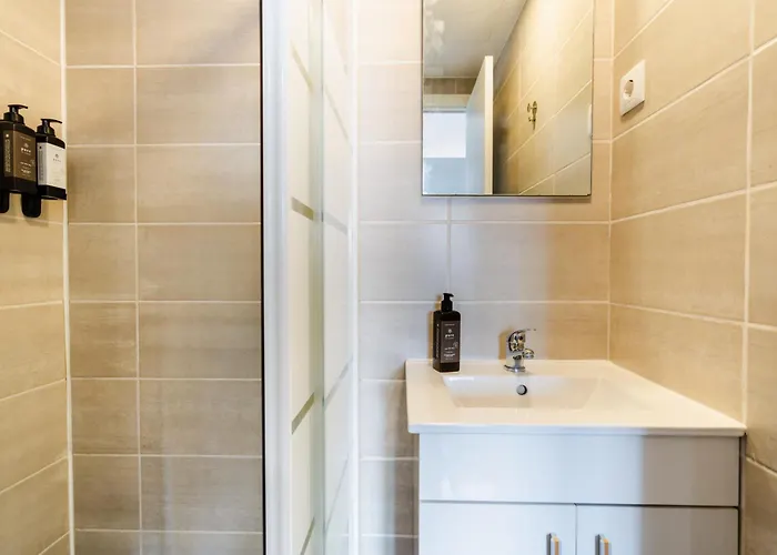 Micasa アパートホテル